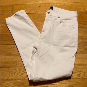 GAP Women's White Jeans